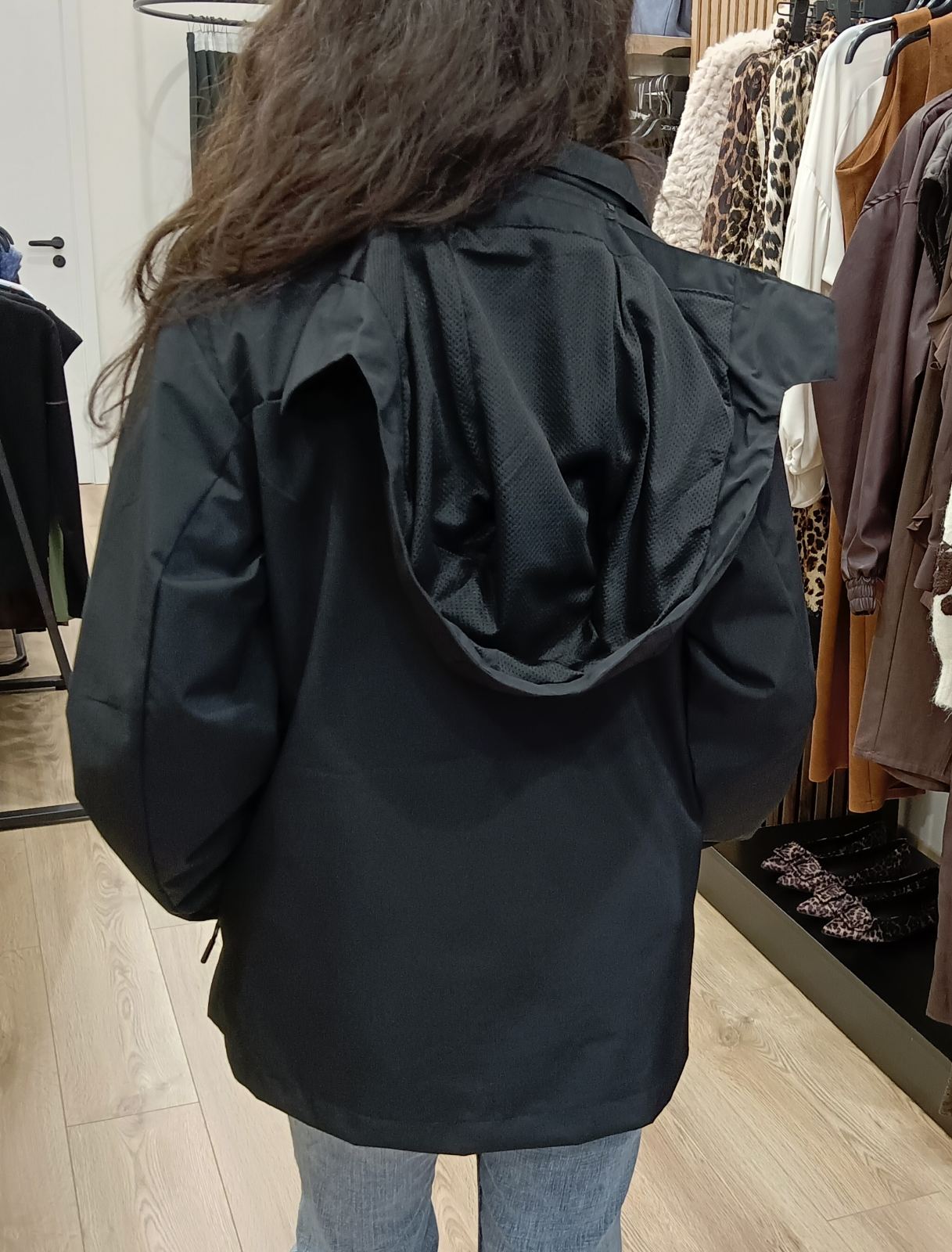 Μπουφάν αντιανεμικό