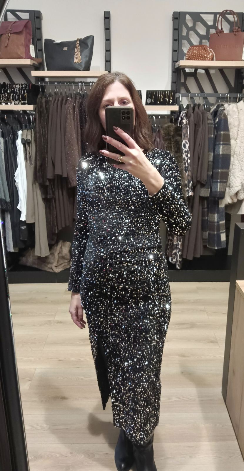 Φόρεμα με παγιέτα