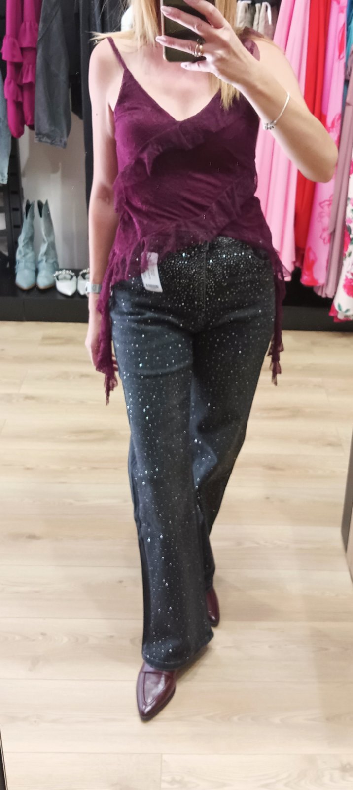 Τοπ με δαντέλα