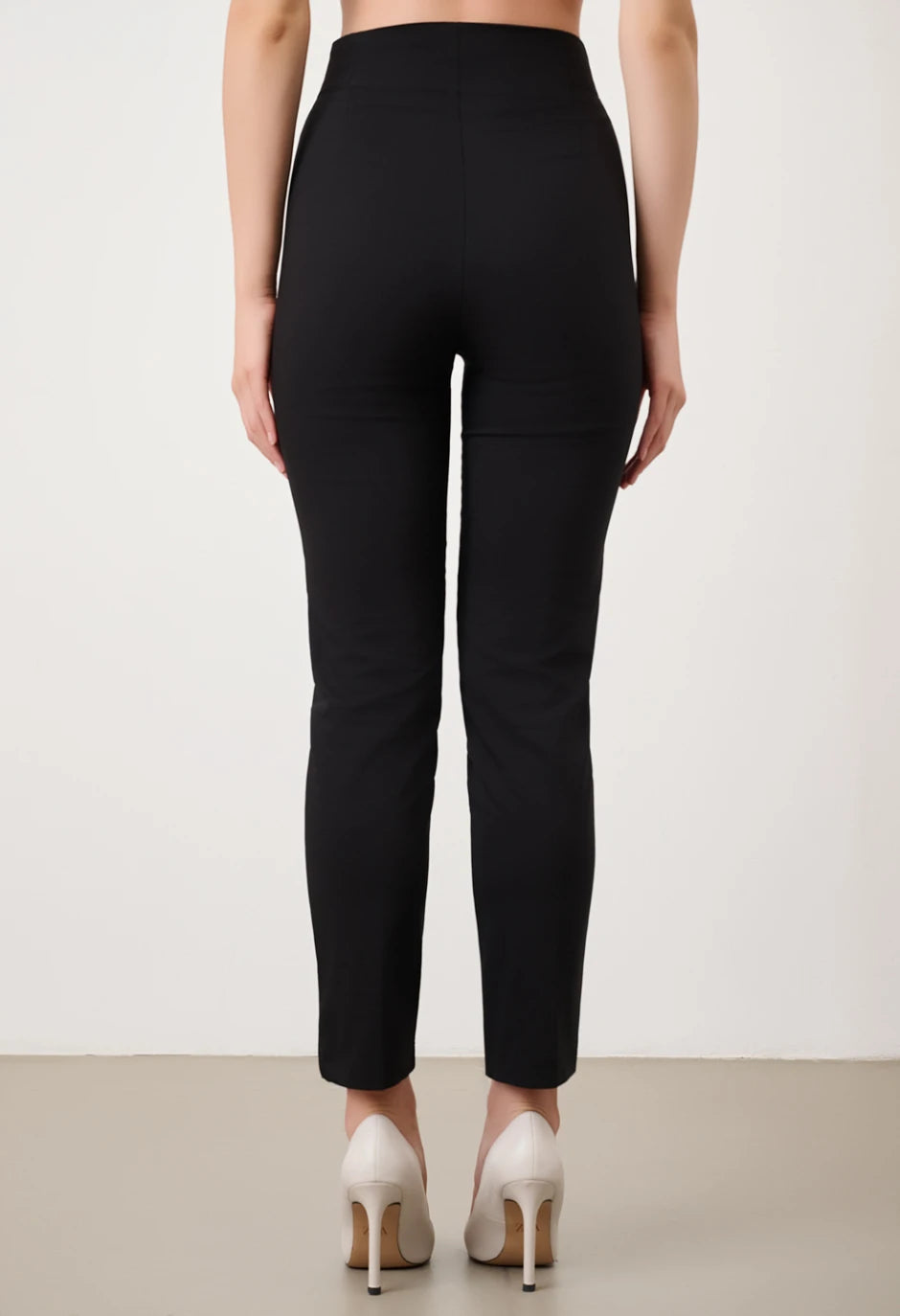 ΠΑΝΤΕΛΟΝΙ ΨΗΛΟΜΕΣΟ