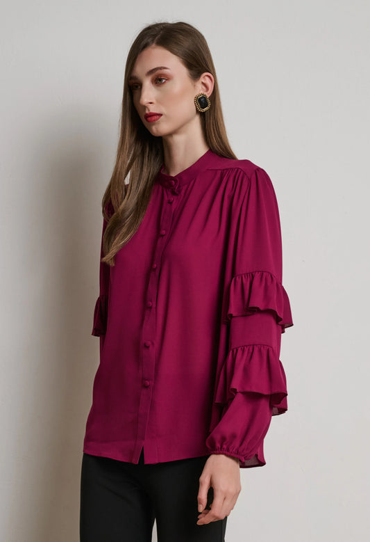 ΠΟΥΚΑΜΙΣΟ ΜΕ ΒΟΛΑΝ ΣΤΑ ΜΑΝΙΚΙΑ