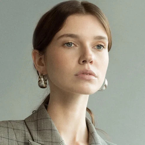 Σκουλαρίκια