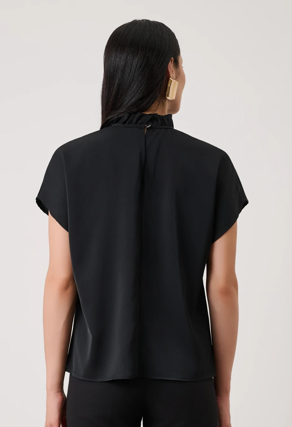 ΜΠΛΟΥΖΑ ΜΕ ΣΟΥΡΕΣ ΚΑΙ ΒΟΛΑΝ