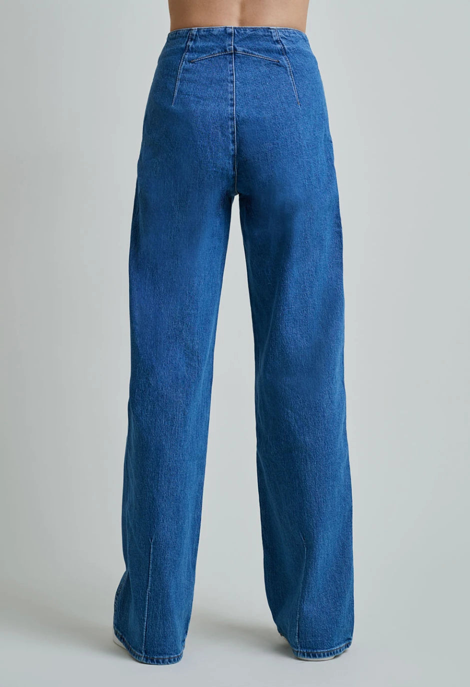 Τζιν Παντελόνι Wide Leg της Desiree – Κομψότητα και Άνεση