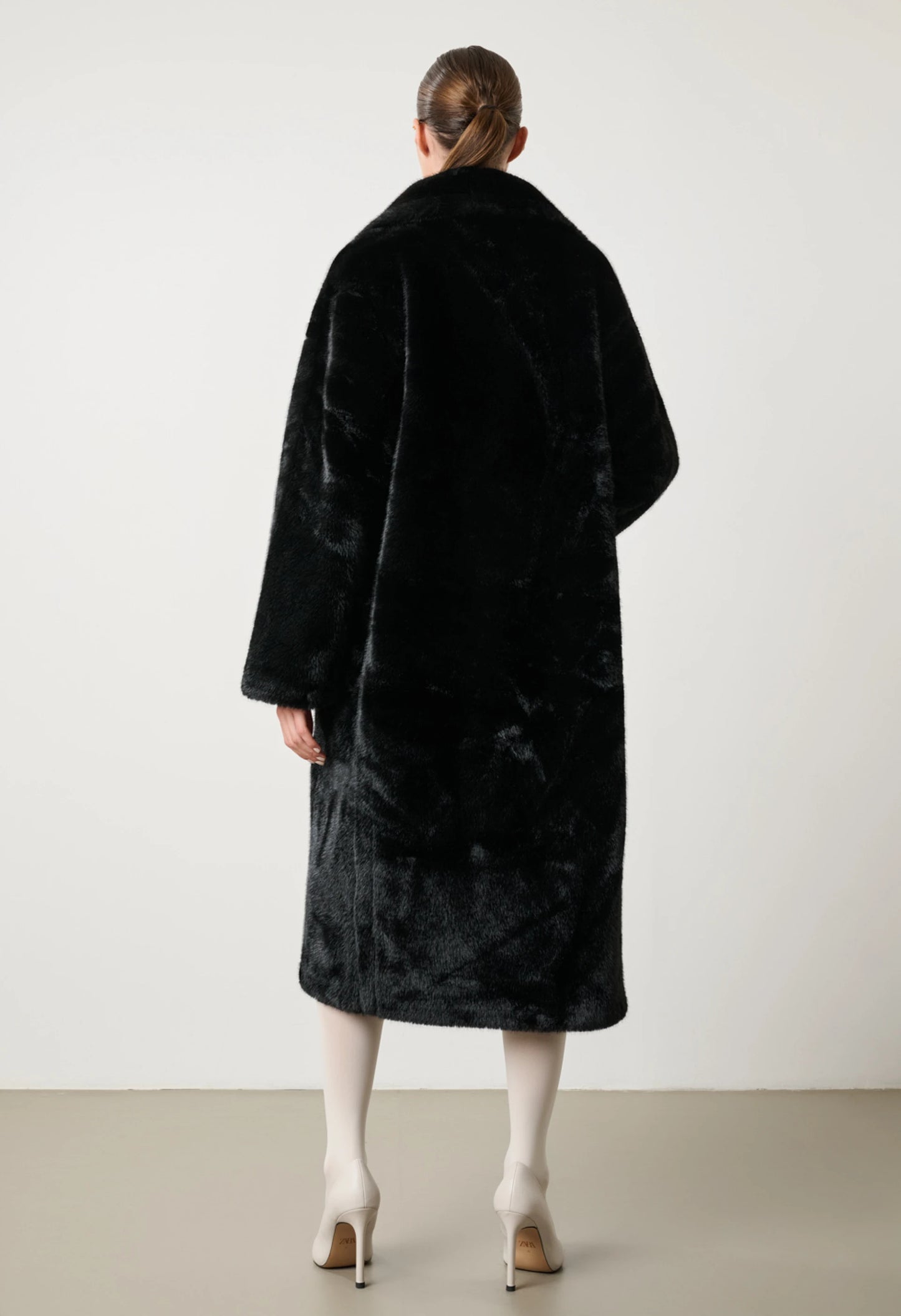 Παλτό | Γυναικείο με Συνθετική Γούνα – Elegance & Ζεστασιά