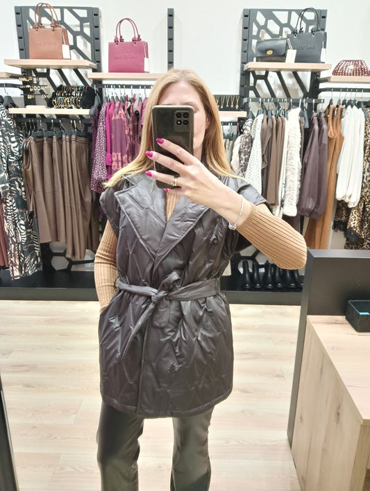 Μπουφάν αμάνικο καπιτονέ