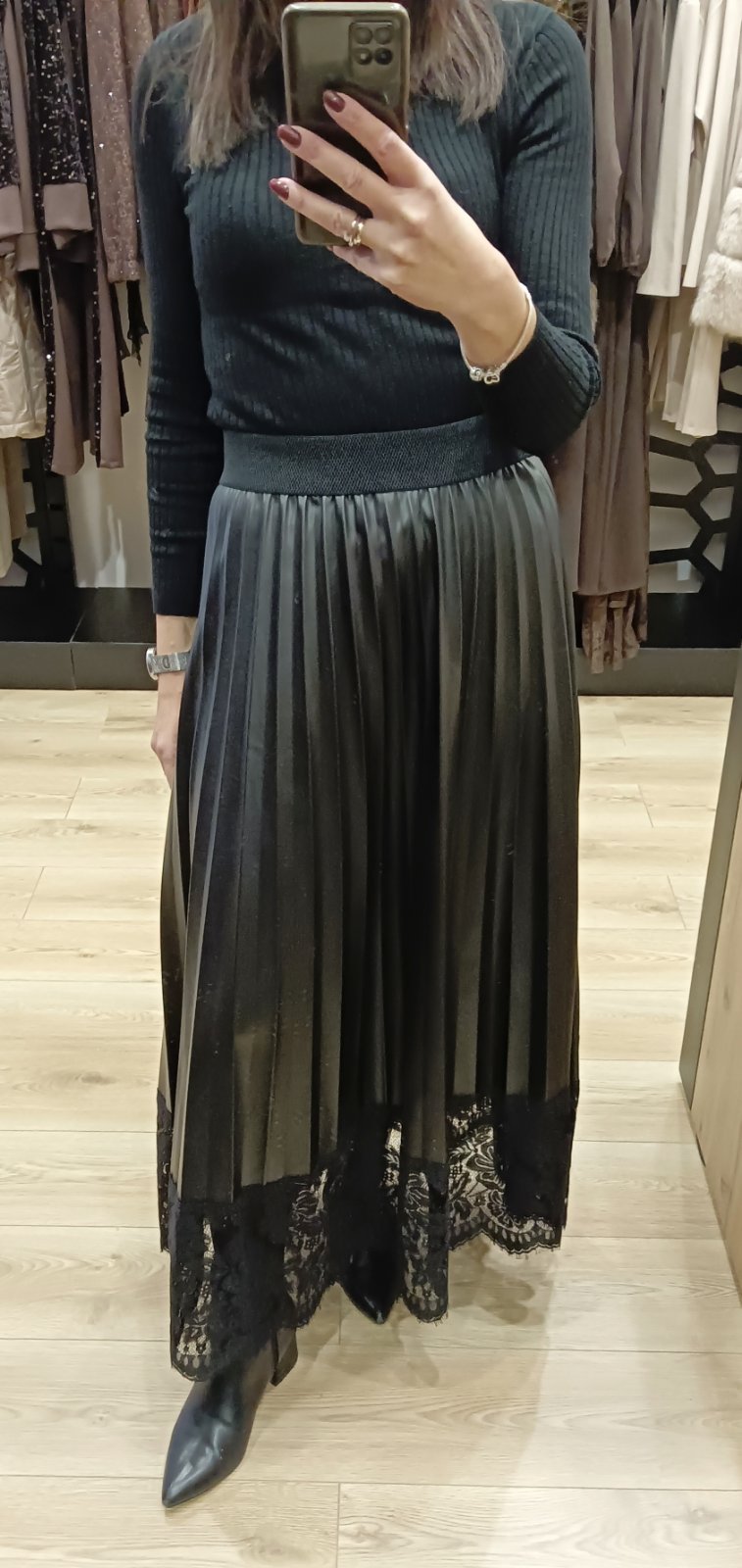 Φούστα από δερματίνη